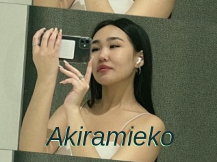Akiramieko