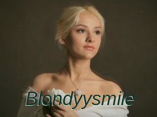 Blondyysmile