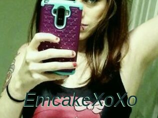 EmcakeXoXo