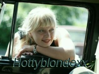 Hottyblondexx