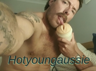 Hotyoungaussie