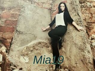 Mia19