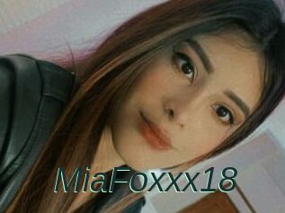 MiaFoxxx18