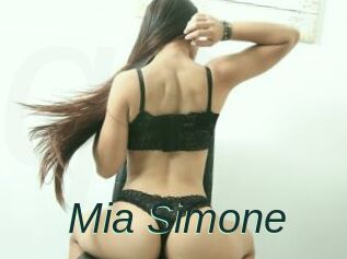 Mia_Simone