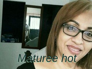 Maturee_hot
