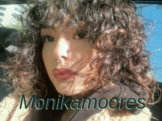 Monikamoores