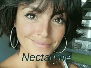 Nectaryne