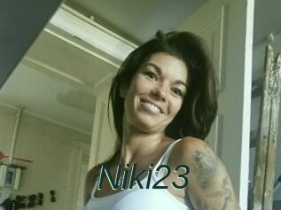 Niki23