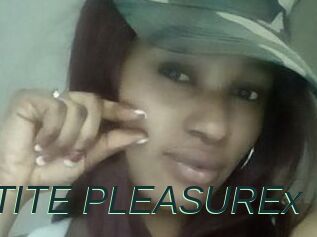 PETITE_PLEASUREx