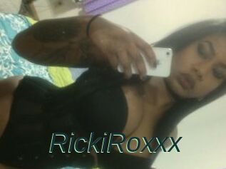 RickiRoxxx