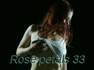 Rose_petals_33