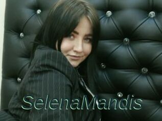 SelenaMandis
