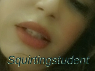Squirtingstudent