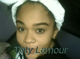 Toty_Lamour