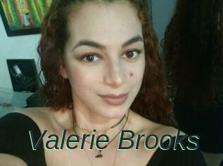 Valerie_Brooks