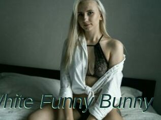 White_Funny_Bunny